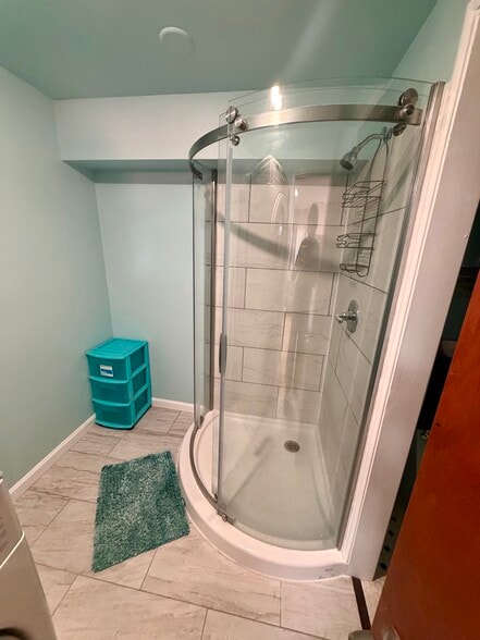 Building Photo - 5419 Silva Ave