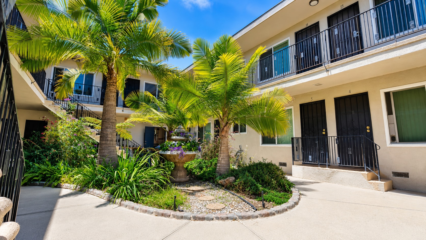 Building Photo - 25937 Viana Ave