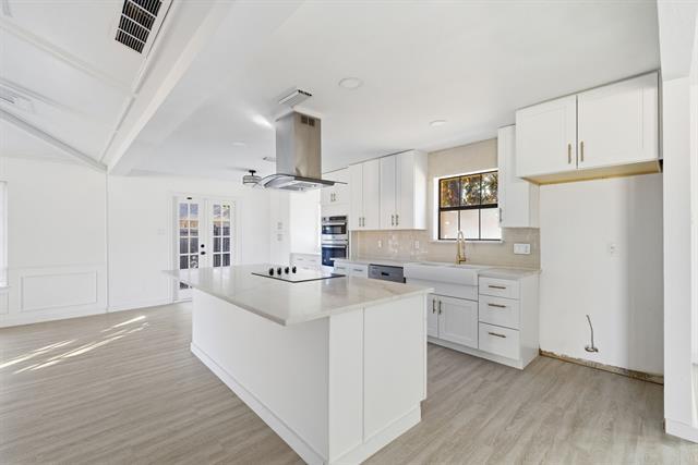 Building Photo - 18516 Featherwood Dr