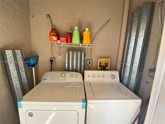 Building Photo - 11601 SW 2nd St