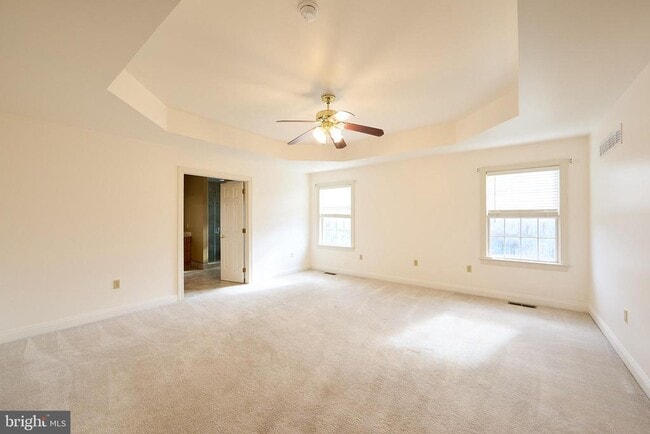 Building Photo - 1401 Hampstead Ct