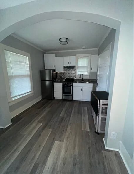 Building Photo - 232 Pecan St