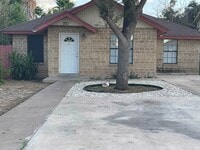 Building Photo - 231 Malaga Dr