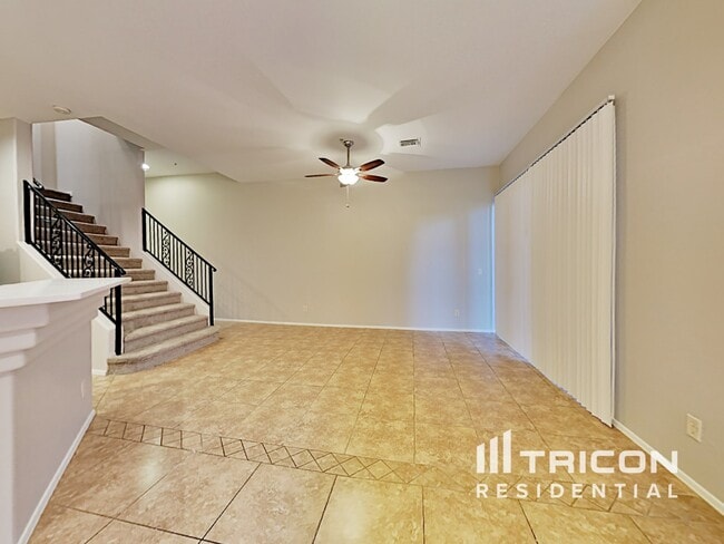 Building Photo - 7528 N 19th Ave