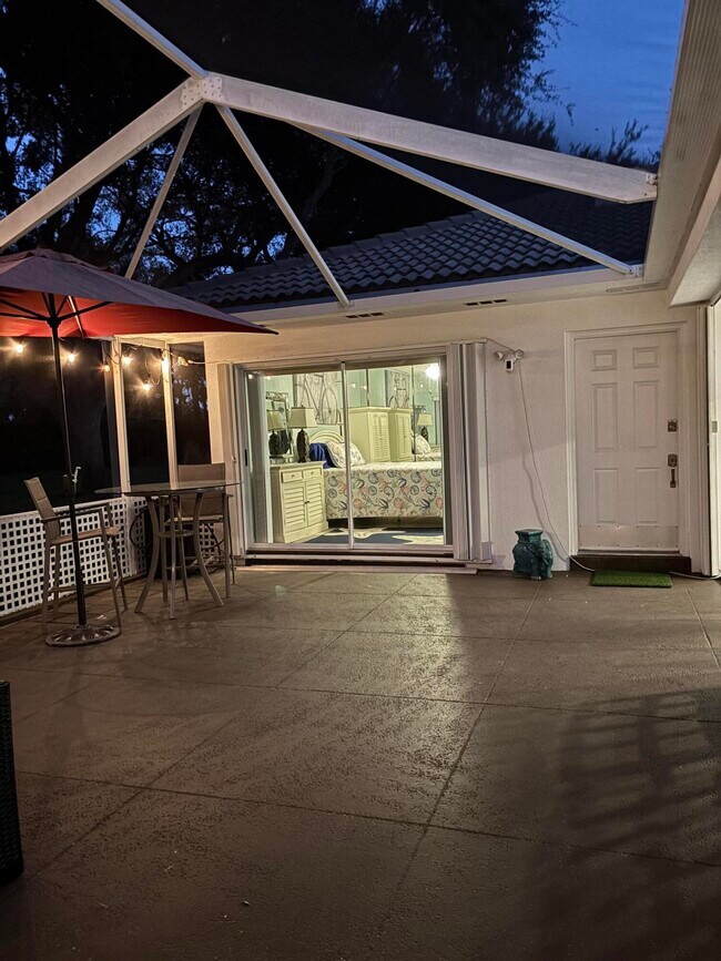 Building Photo - 7104 Geminata Oak Ct