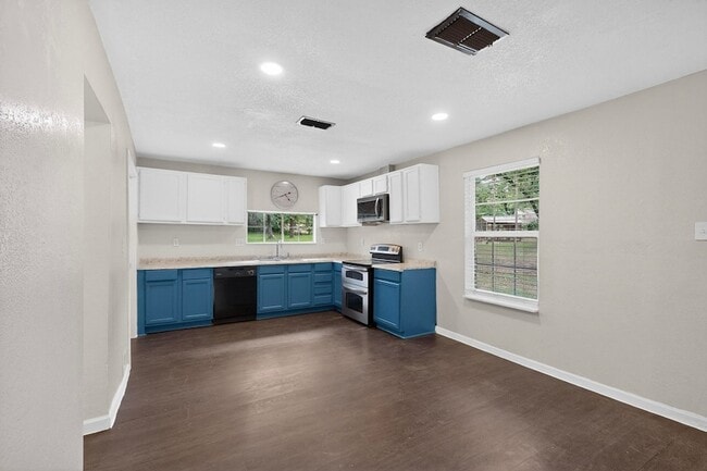 Building Photo - 5011 Briar Patch Ln