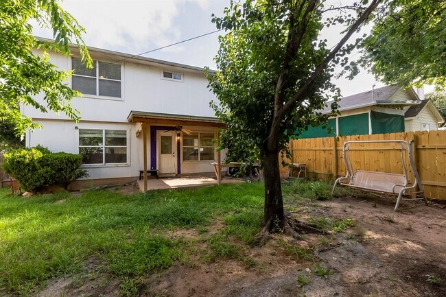 Building Photo - 1709 Windy Park Cir