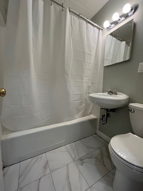 Building Photo - 478 Beacon St