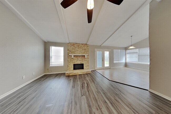 Building Photo - 22306 Red River Dr