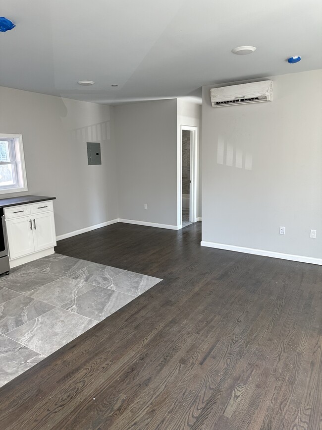 Building Photo - 559 Ocean Ave