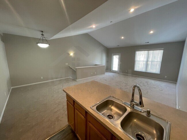 Building Photo - 40564 Blythefield Ln