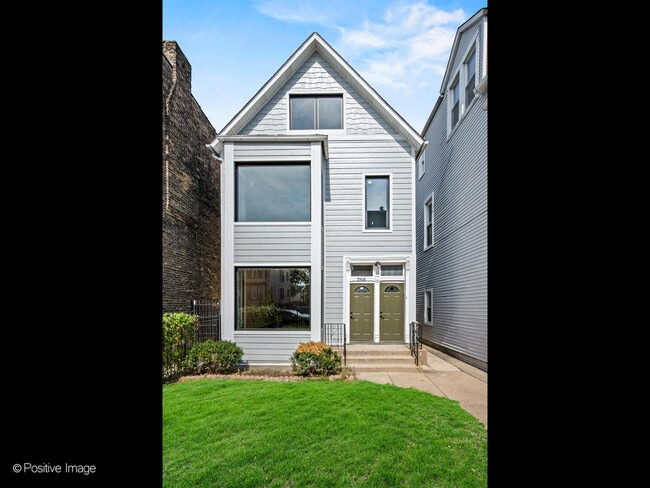Primary Photo - 2908 W McLean Ave