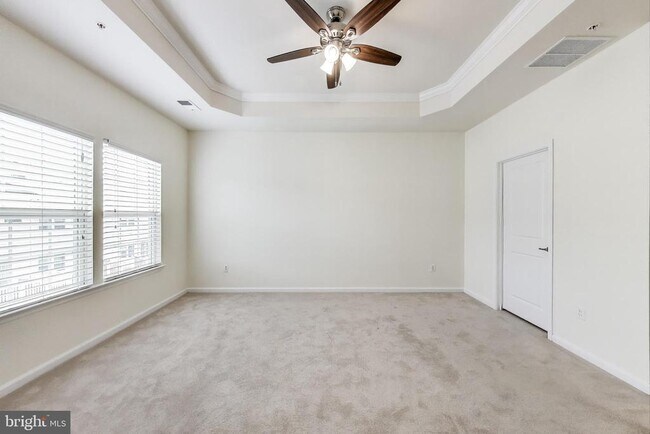 Building Photo - 13404 Waterford Hills Boulevard