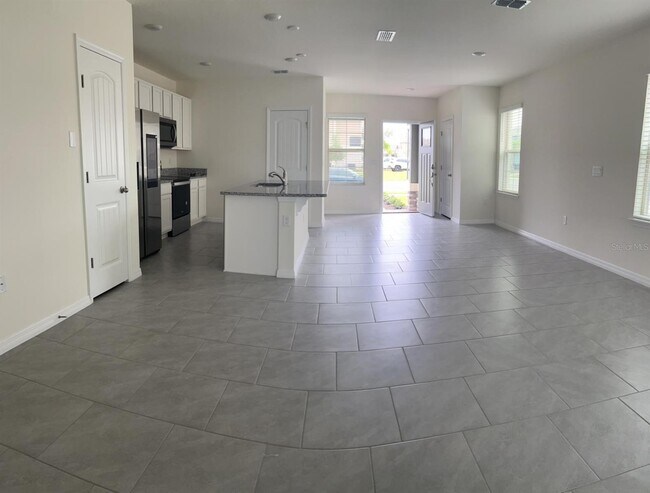 Building Photo - 12067 Holystone St