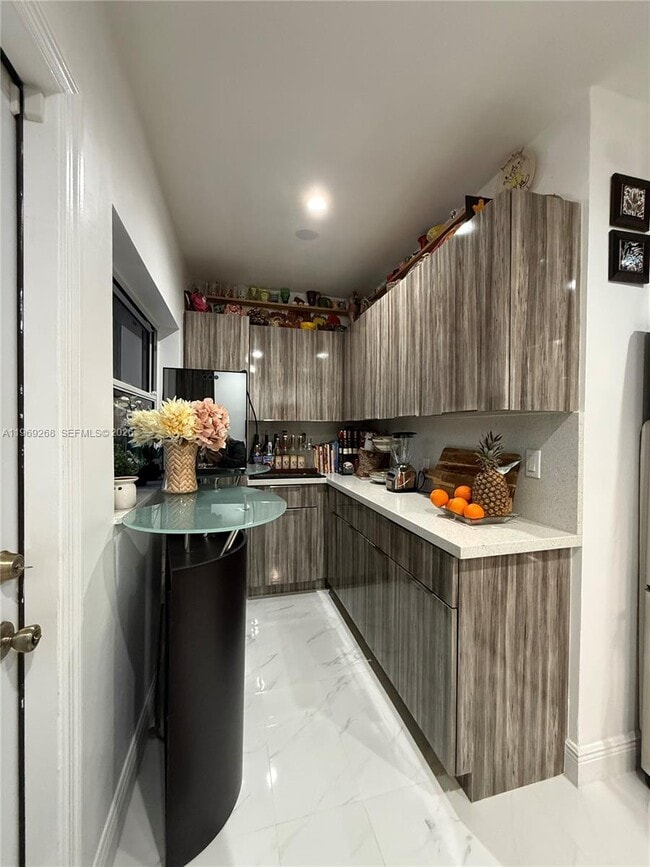 Building Photo - 12 NW 91st St