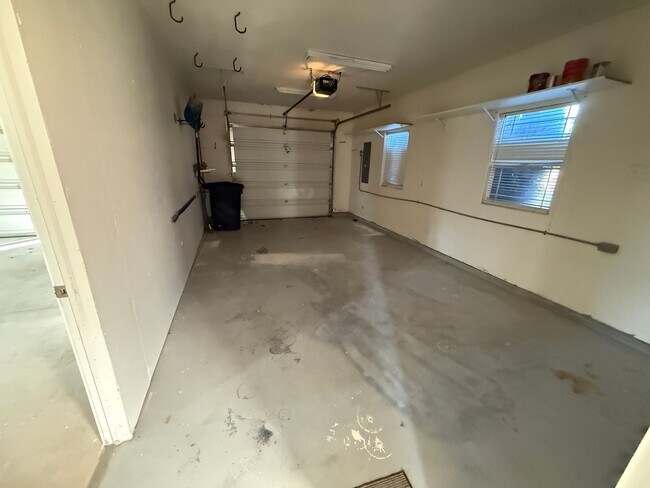 Building Photo - Midland Houses