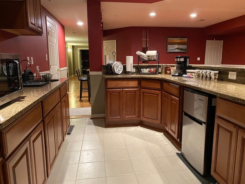Building Photo - 7612 Killbarron Dr