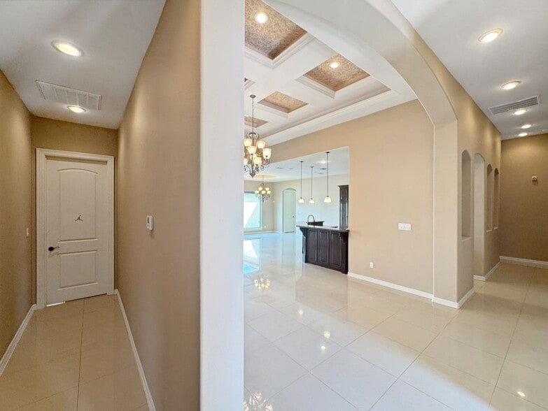 Building Photo - 1909 N 45th St