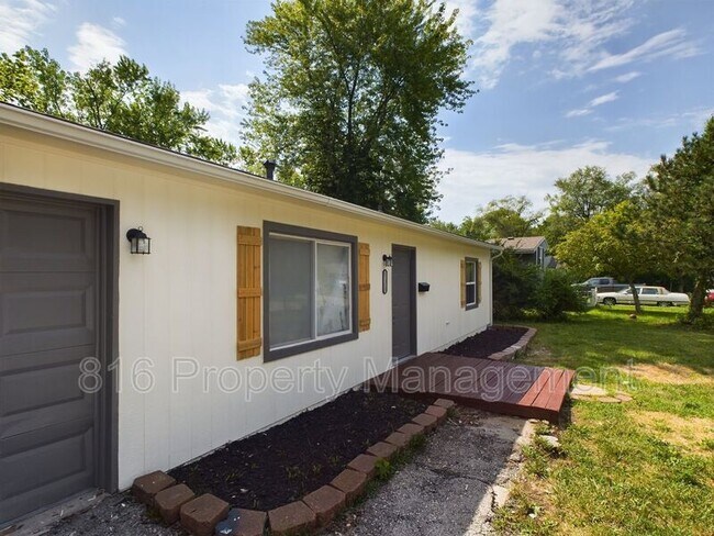 Building Photo - 11315 Booth Ave