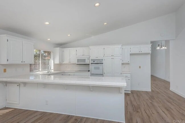 Building Photo - 1167 Meadow Lake Dr