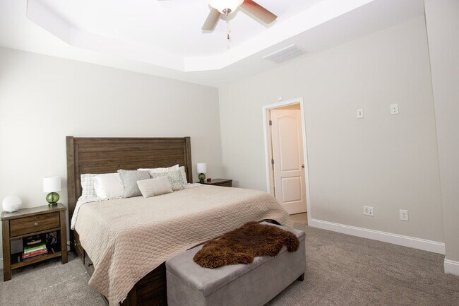 Building Photo - "Spacious 4-Bedroom Home with 2.5 Baths in...