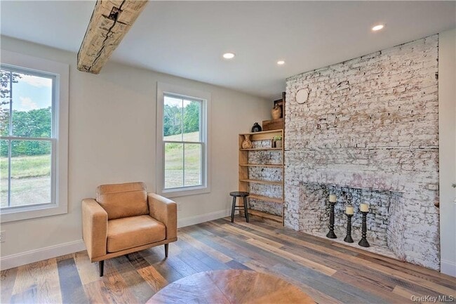 Building Photo - 207 S Plank Rd