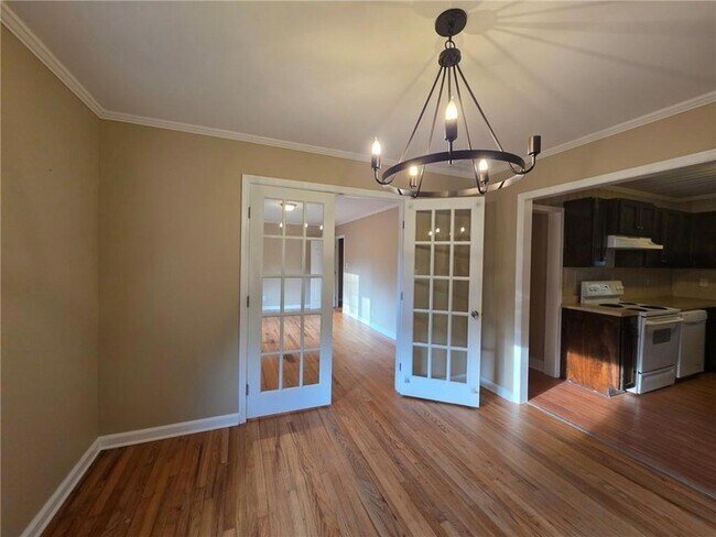 Building Photo - 516 Monroe Hwy