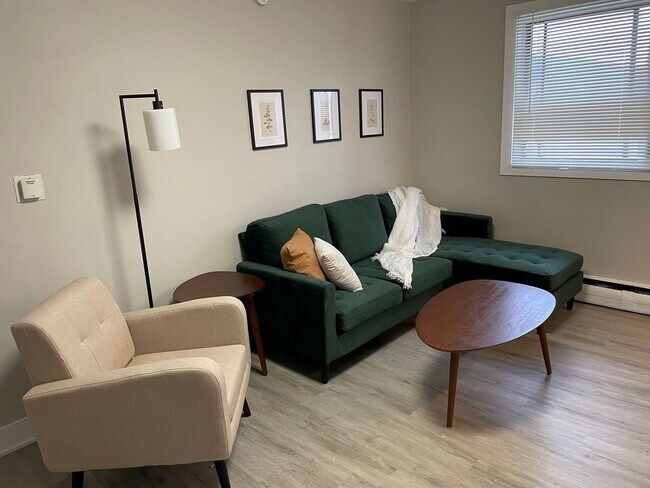 Interior Photo - Highland Park Apartments (DSM)