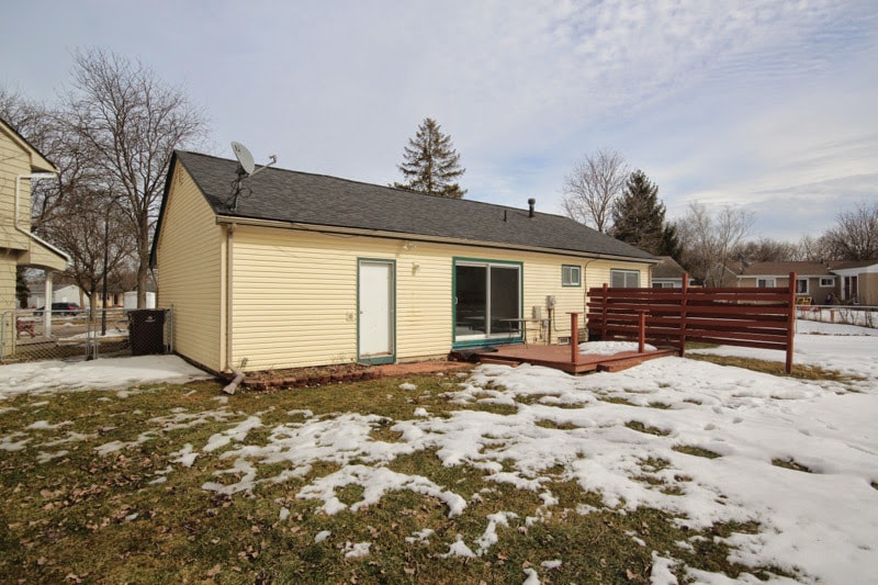 Building Photo - 2063 Champagne Dr