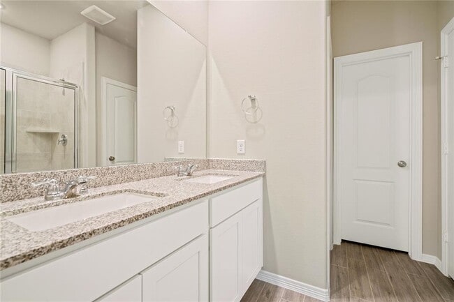 Building Photo - 10714 CATCLAW Ct