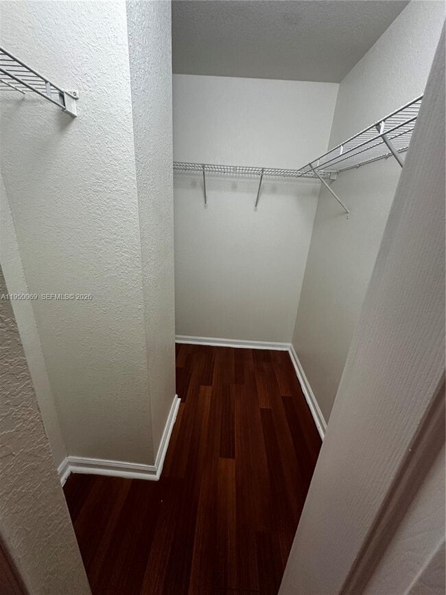 Building Photo - 2818 SE 15th Rd