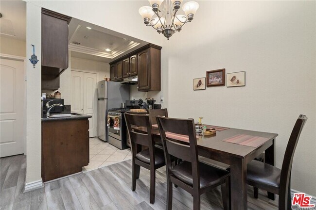 Building Photo - 2925 E Spaulding St