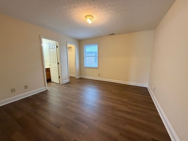 Building Photo - 3401 Legacy Run