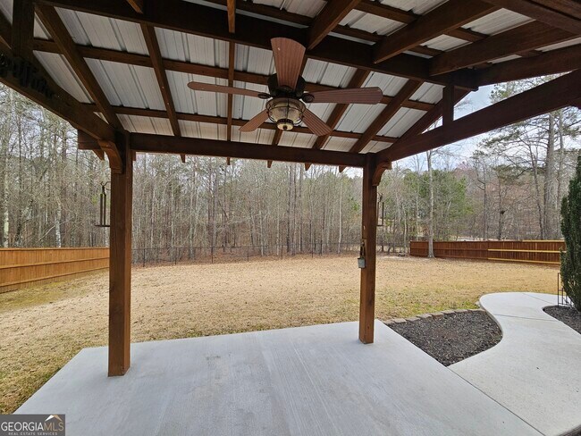 Building Photo - 31 Ridgeview Dr