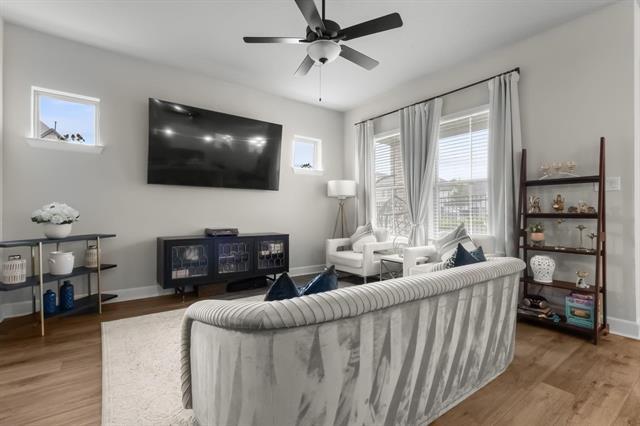 Building Photo - 711 Prairie Falcon Dr