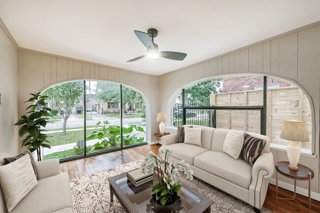 Building Photo - 2606 Oakdale St