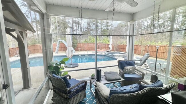 Building Photo - 3441 S Beaver Ln