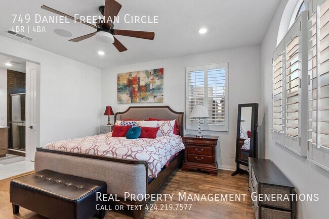 Building Photo - 749 Daniel Freeman Cir