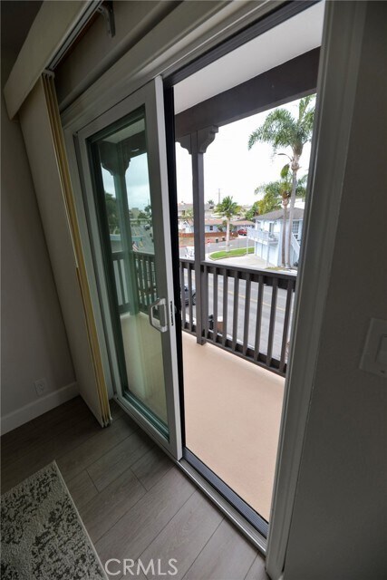 Building Photo - 259 Avenida Granada