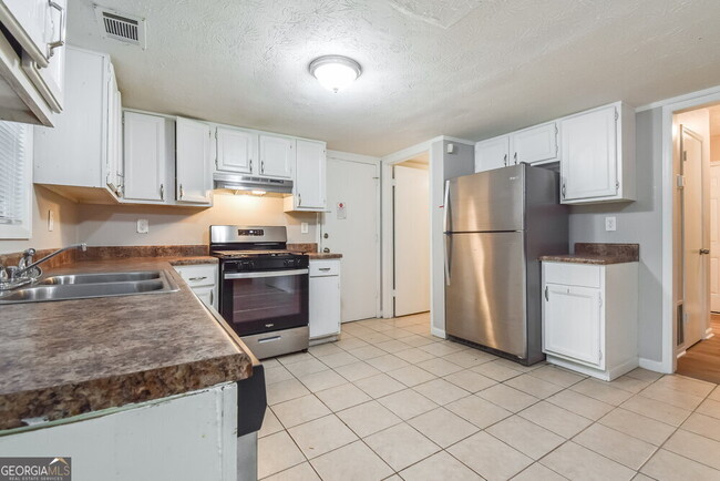 Building Photo - 943 Lake Watch Ct