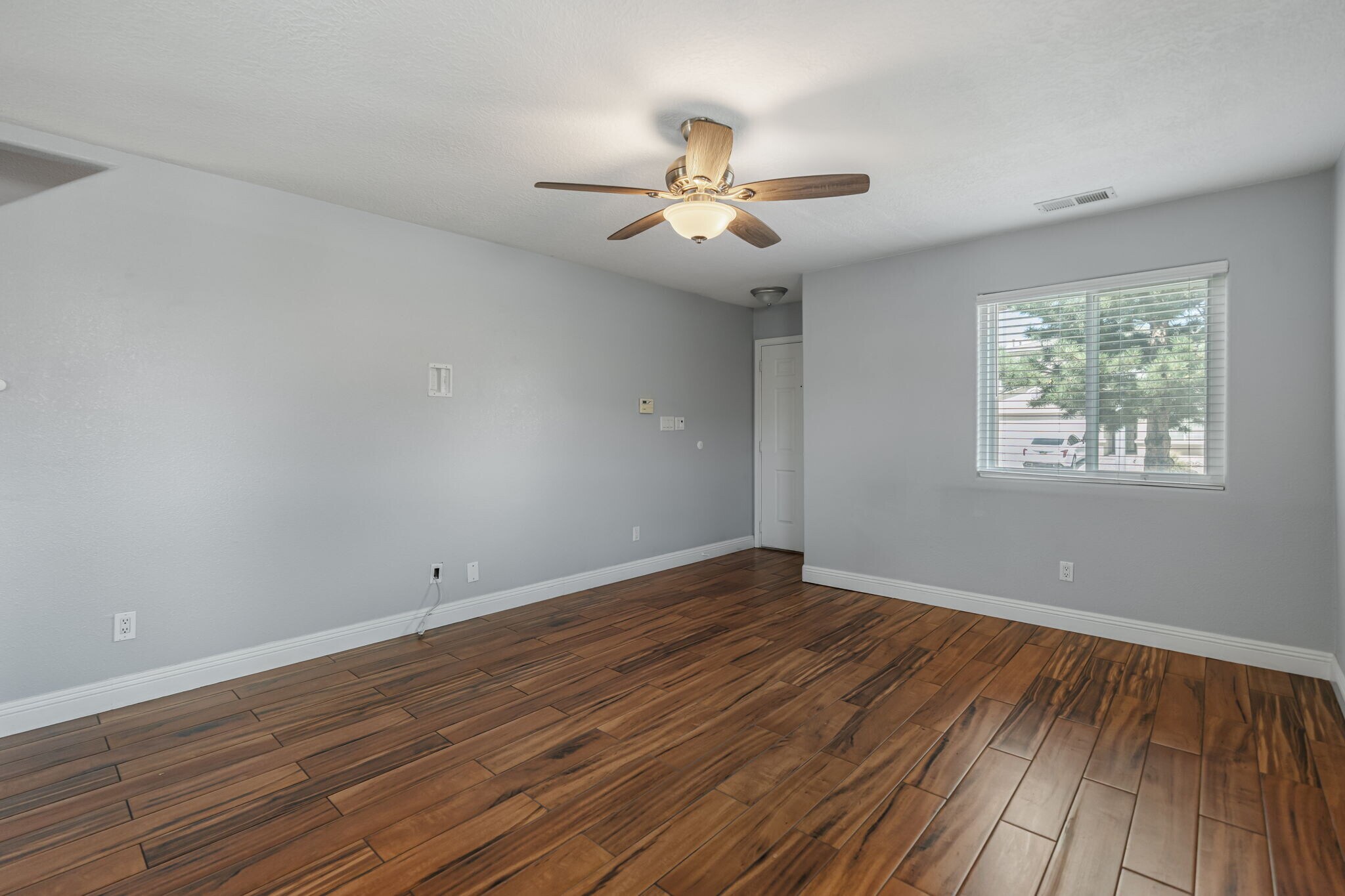 Living Room - 8201 Wolverine Dr NW