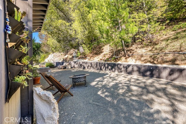 Building Photo - 24301 Sylvan Glen Rd