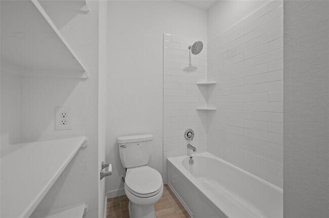 Building Photo - 22119 Shrimp Plant Ln