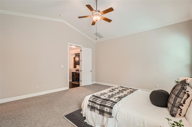 Building Photo - 13712 Golden Wave Loop