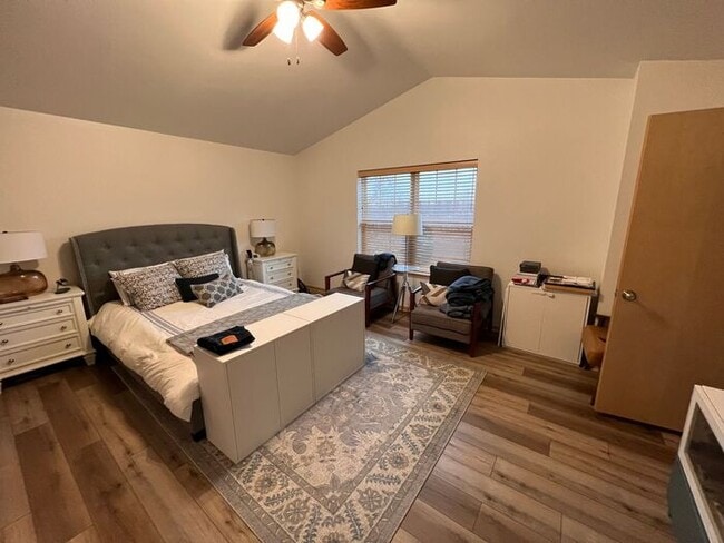 Building Photo - $2,000 | 3 Bedroom, 2.5 Bathroom Town Home | Pet Friendly* | Available for an August 1st, 2026 Mo...