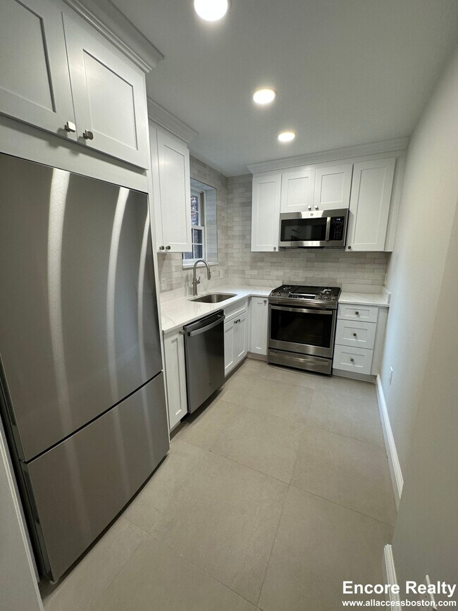 Building Photo - 24 Park St