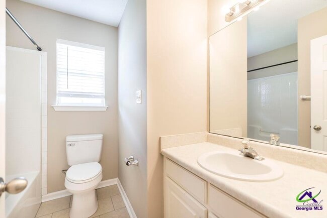 Building Photo - 462 Falkirk Dr