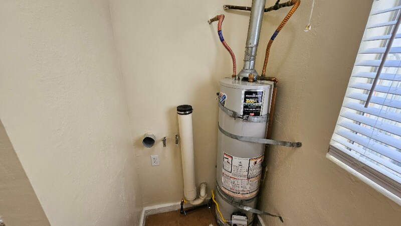 Building Photo - 340 Douglas St