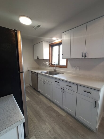 Building Photo - 4510 SE 99th Ave