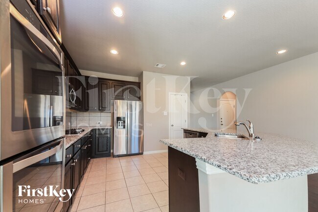 Building Photo - 1208 Caney Creek Ln
